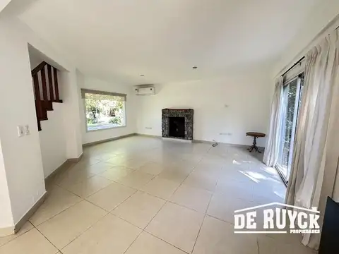Casa en Alquiler de 4 dormitorios