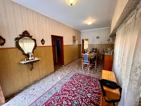 Casa -Venta -  5 amb con parque.  Villa Ballester