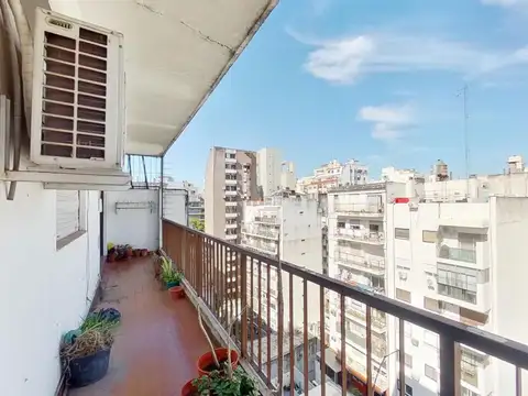 2 Departamentos a reciclar con conexión en Recoleta