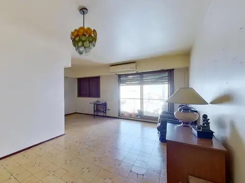 2 Departamentos a reciclar con conexión en Recoleta