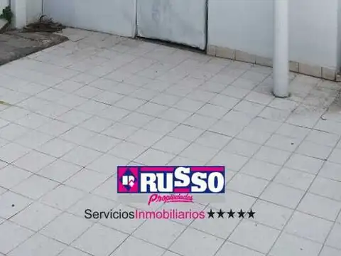 Depto Tipo Casa en Venta 25 años
