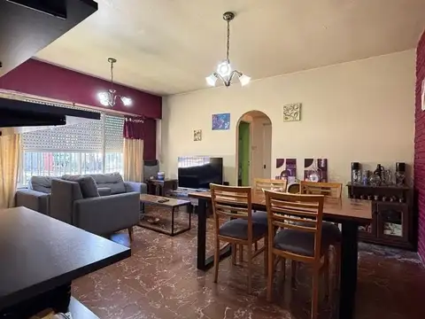 Depto Tipo Casa en Venta en Castelar, USD 100.000