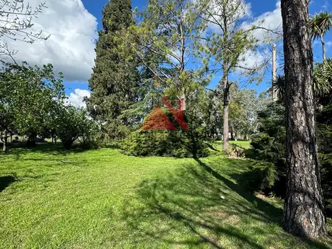 Terreno en Venta en Larena Country Club, USD 15.000