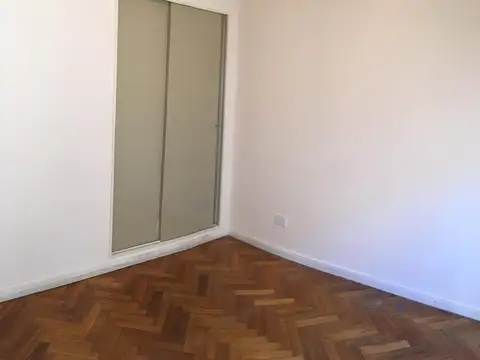 Coronel Salvadores 1380 , Piso 1