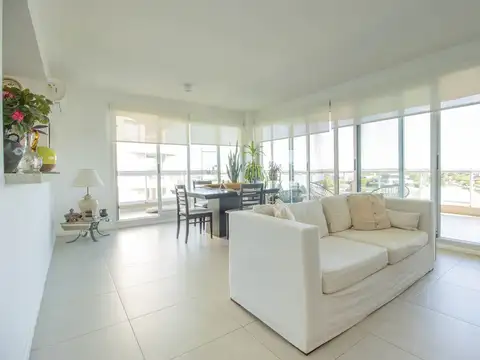 Departamento en Venta con 2 cocheras