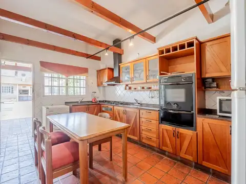 Casa en Venta en Villa Luzuriaga, USD 240.000