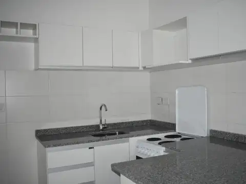 Venta de Monoambiente en San Cristóbal a estrenar con patio