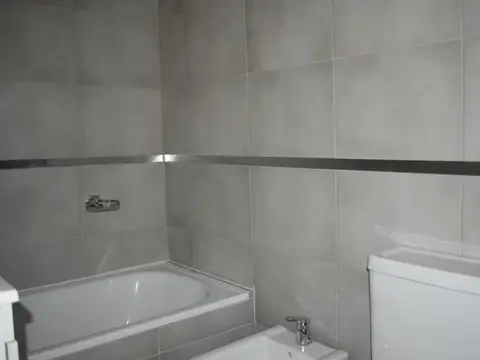 Venta de Monoambiente en San Cristóbal a estrenar con patio