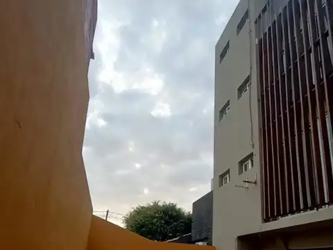 OFICINA ALQ PLANTA LIBRE 78m2, dos cocheras