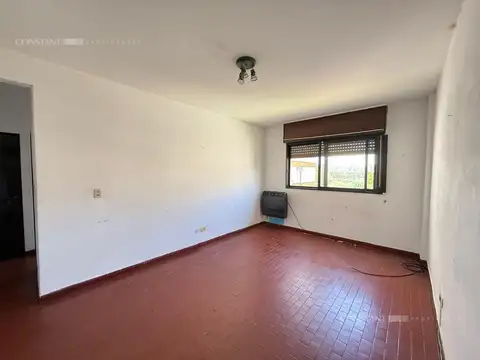Departamento en venta de 2 dormitorios en Villa Elisa