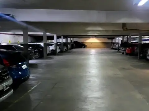 Cochera cubierta en Villa Luro