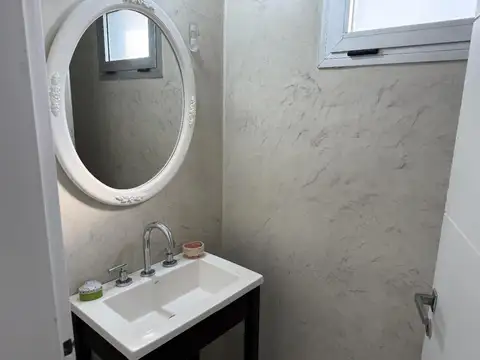 Casa 4 amb. en El Cantón Islas con Pileta