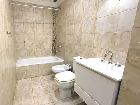 Depto Tipo Casa en Alquiler de 2 ambientes