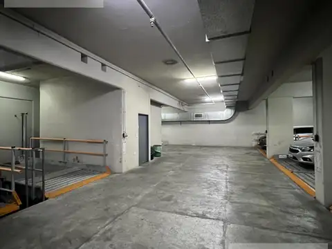 Oportunidad Cocheras en Flores!