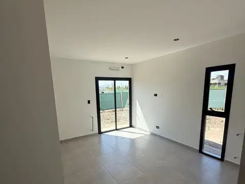 CASA B PRIVADO LA QUEBRADA 3 LISTA PARA MUDARSE