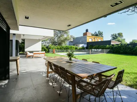 Excelente propiedad  en alquiler en Hostal Del Sol , amueblada y equipada