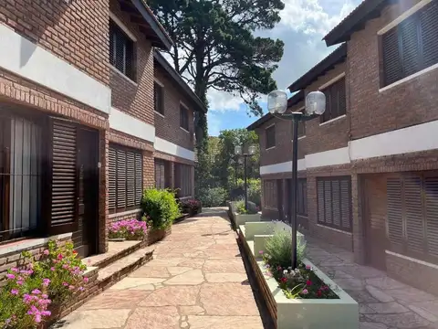 DEPARTAMENTO DUPLEX EN VENTA PINAMAR