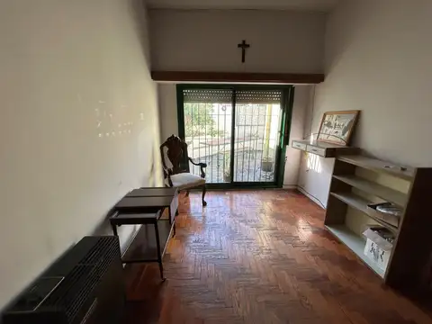 Depto Tipo Casa en Venta 45 años