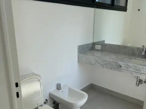 Casa en Alquiler de 3 dormitorios