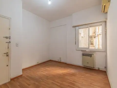 Av corrientes al 2900 , Piso 3