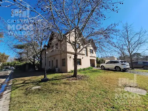 Casa en Alquiler de 3 dormitorios