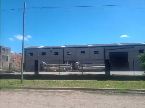 Galpon en Venta en Garin, USD 800.000