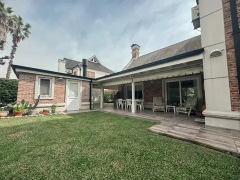 Casa en Venta en Francisco Alvarez, USD 470.000