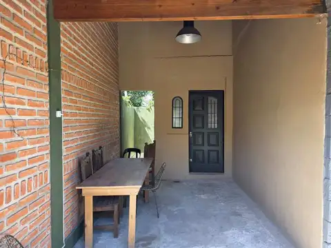 Depto Tipo Casa 2 ambientes con 1 baño