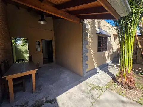 Depto Tipo Casa en Venta en Castelar, USD 50.000