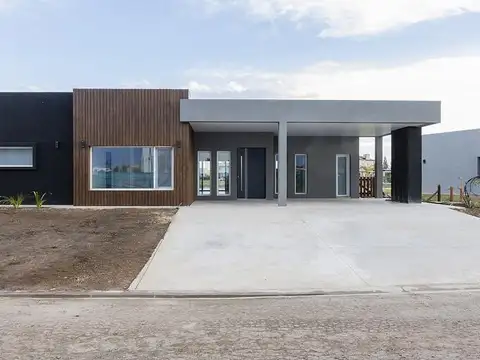 Casa en Venta en San Lucas, USD 299.000