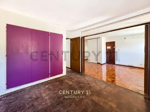 Venta casa principal + Departamento independiente - Con Escritura