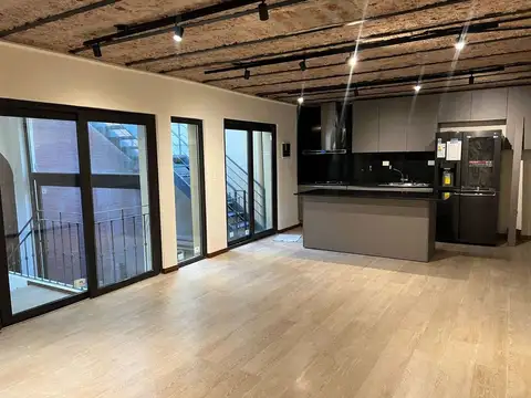 Depto Tipo Casa 3 ambientes con 2 baños