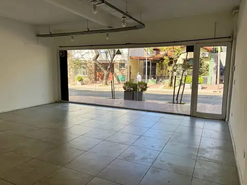 Av. Libertador  al 900 San Fernando