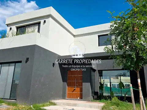 Casa en ALQUILER de 5 ambientes con pileta. Santa Sofia. Pilar