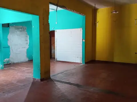 Local en Alquiler en Rafael Castillo, $ 800.000
