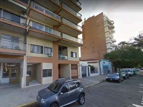 Cochera en Venta Cubierta