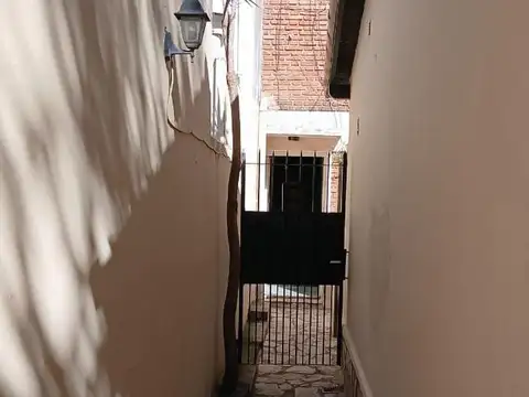 Julian Navarro al 100