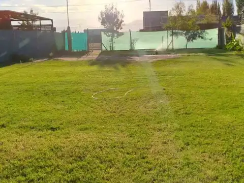 LOTE CON HERMOSO QUINCHO B° AMPROS VI, MAIPU, MDZ.