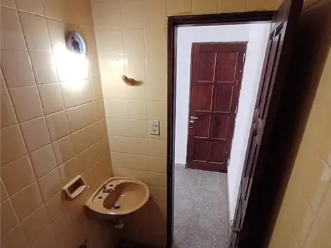 las heras (4) 800, Piso P.B.