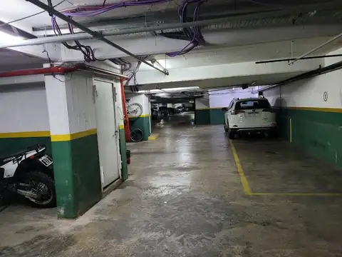 COCHERA CON RAMPA EN VENTA BELGRANO