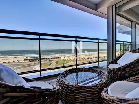 Excelente apartamento en torre de categoría, Imperiale, Playa Brava Parada 1