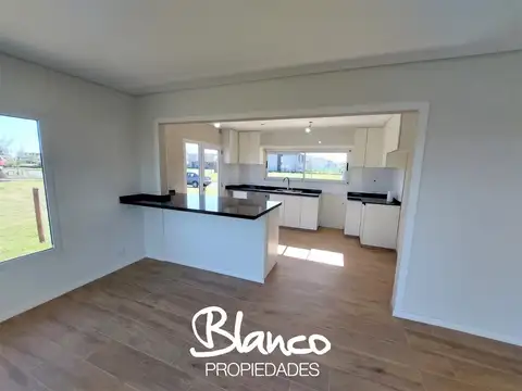 Casa en Venta en Puertos, USD 275.000