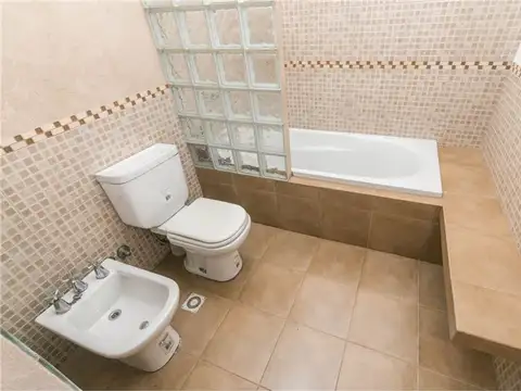 Depto Tipo Casa en Venta en Lanus Este, USD 118.000