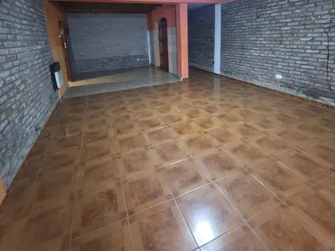 Casa en alquiler en Berazategui
