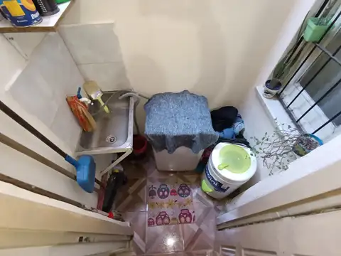 Depto Tipo Casa en Venta 50 años