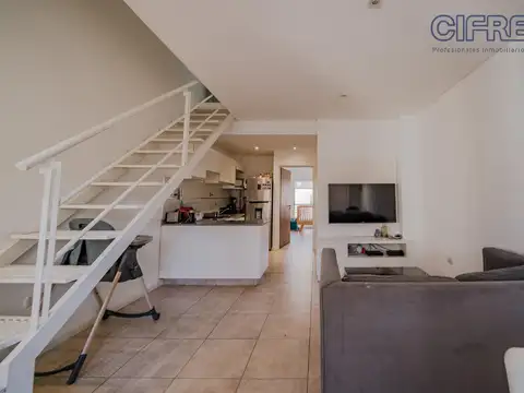 Depto Tipo Casa en Venta de 2 dormitorios