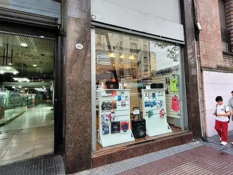 Local en Alquiler en Flores, $ 2.500.000