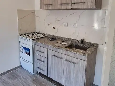 Depto Tipo Casa en Venta en Parque Luro, USD 70.000