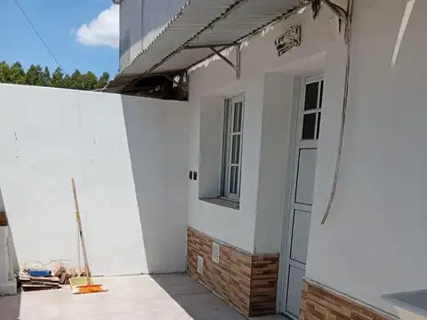 Alquiler | Casa | 1 Dormitorio | Capitán Bermúdez | Barrio Celulosa