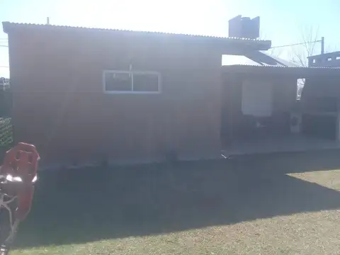 Vende Casa 2 dormitorios con pileta en Tierra de Sueños 3